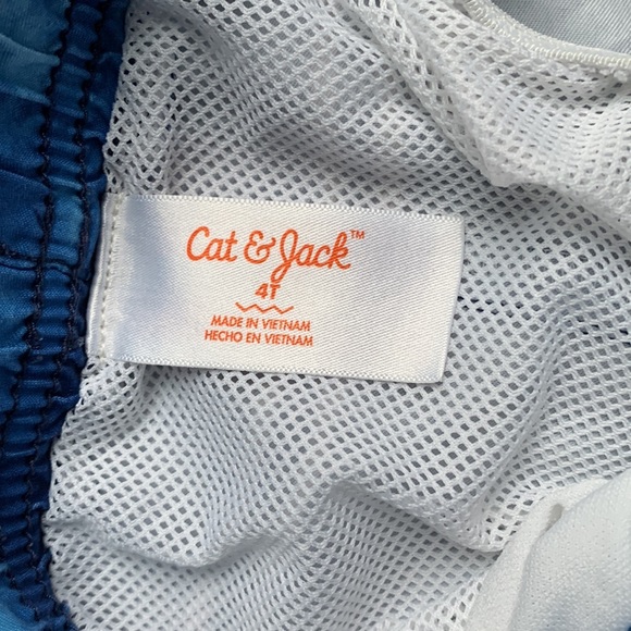 3/$10 - Cat & Jack Boys Swim Trunks 4T - Picture 3 of 4